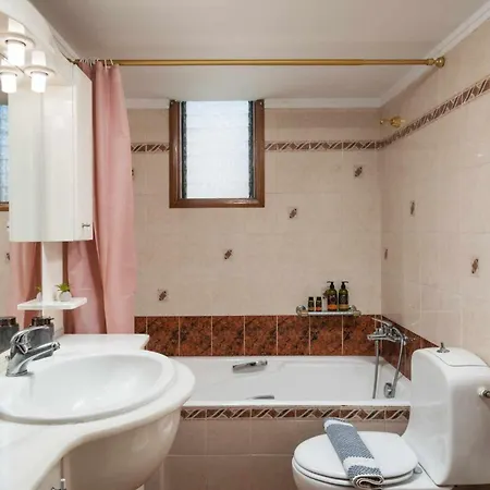 Somine Chania خانيا