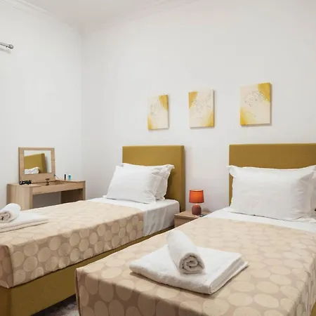 Somine Chania חאניה